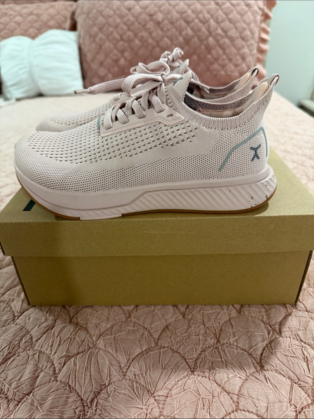 Light Pink Knit Platform Athletic Sneakers for Women